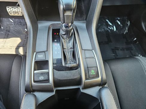 Used 2021 Honda Civic Sport image 12