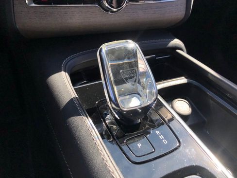 Used 2023 Volvo XC90 B6 Ultimate w/ Protection Package Premier image 25