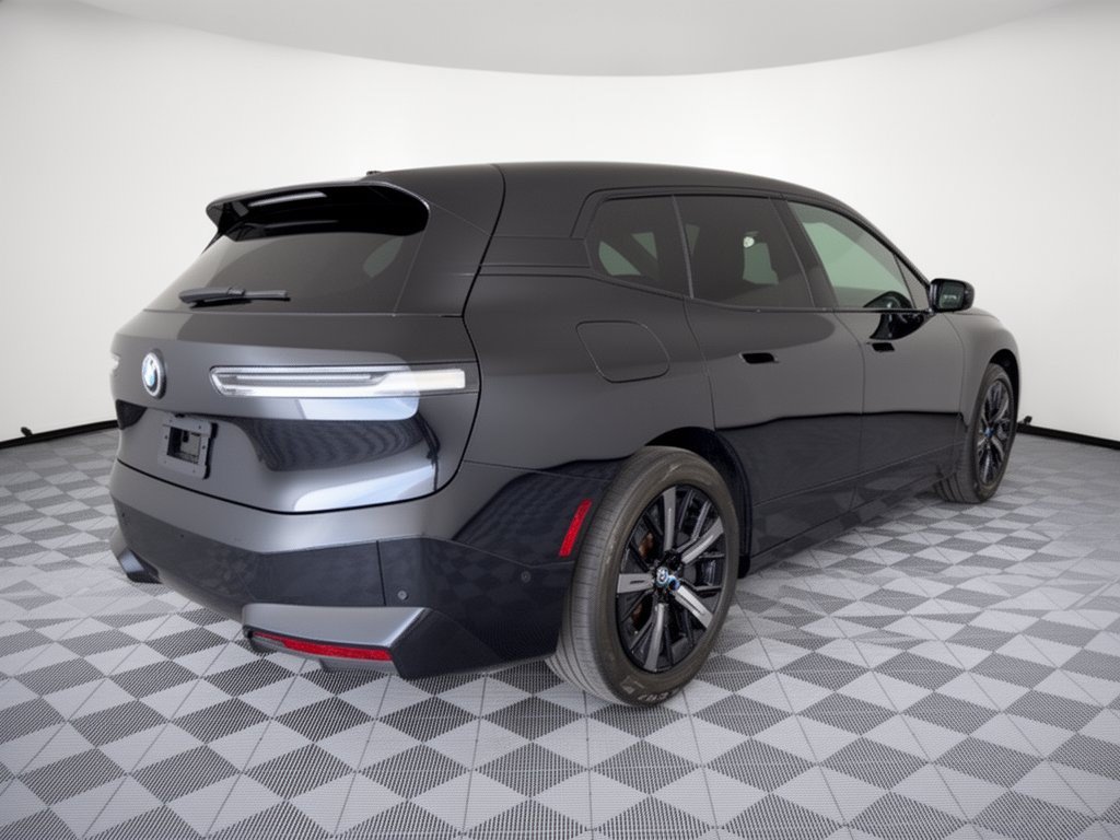 Certified 2024 BMW iX xDrive50 AWD/4WD image 7
