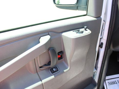 Used 2024 Chevrolet Express 2500 w/ Driver Convenience Package RWD image 10
