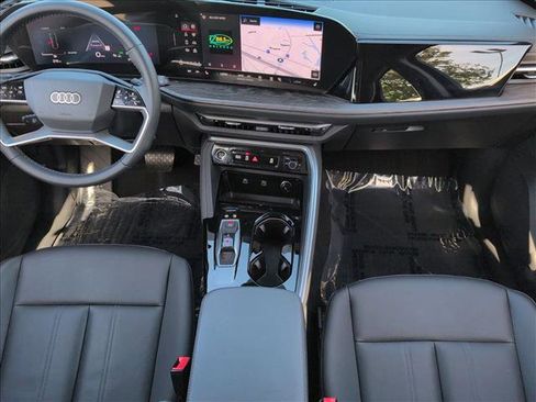 Certified 2025 Audi Q5 Premium w/ Premium Plus AWD/4WD image 19