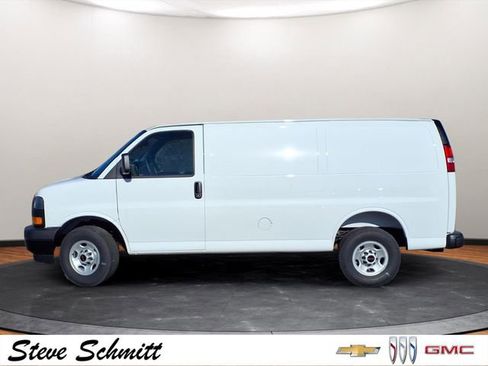 New 2025 GMC Savana 2500 w/ Driver Convenience Package image 2