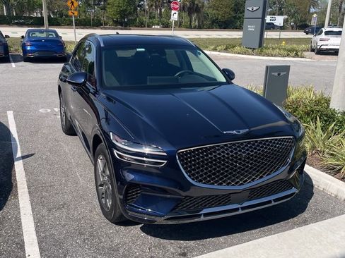 Certified 2023 Genesis GV70 2.5T w/ Advanced Package image 2