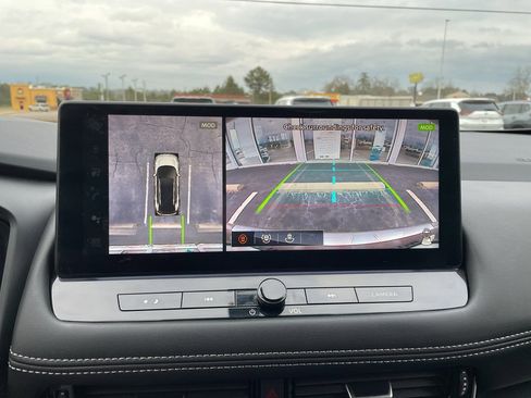 Certified 2024 Nissan Rogue SL image 16