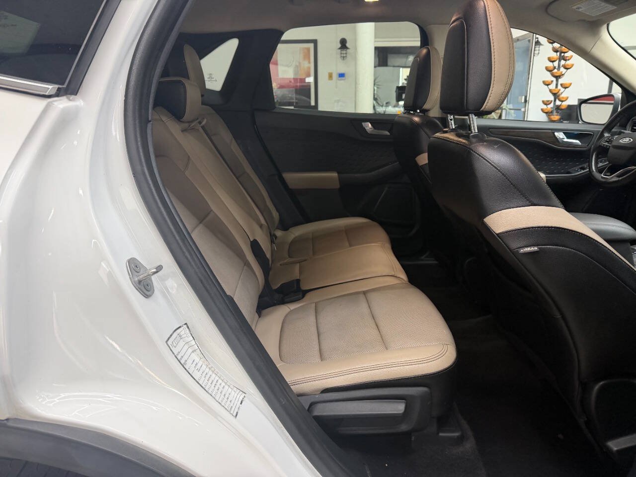 Used 2020 Ford Escape Titanium AWD/4WD image 15