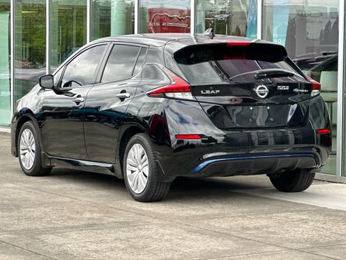 Used 2022 Nissan Leaf S FWD image 5