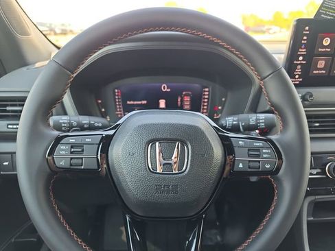 New 2026 Honda Pilot Sport image 9