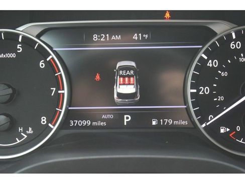 Used 2023 Nissan Rogue SV image 22