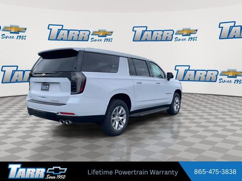 New 2026 Chevrolet Suburban Premier w/ Sun And Tow Package AWD/4WD image 8