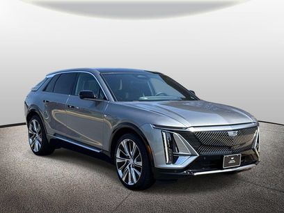 Certified 2025 Cadillac Lyriq Luxury w/ LPO, Floor Liner Package