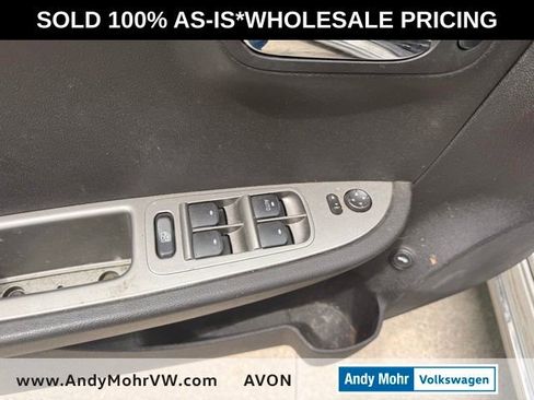 Used 2010 Chevrolet Malibu LTZ w/ HFV6 Engine Package FWD image 12
