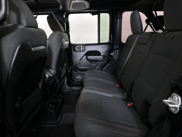 Used 2025 Jeep Wrangler Unlimited Rubicon w/ Convenience Group AWD/4WD image 26