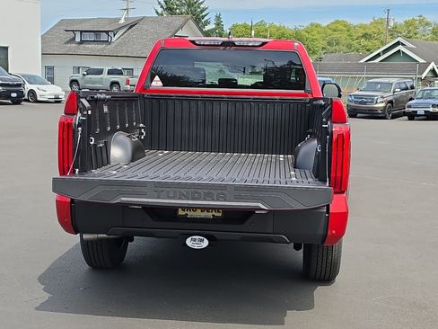 New 2026 Toyota Tundra Limited AWD/4WD image 9