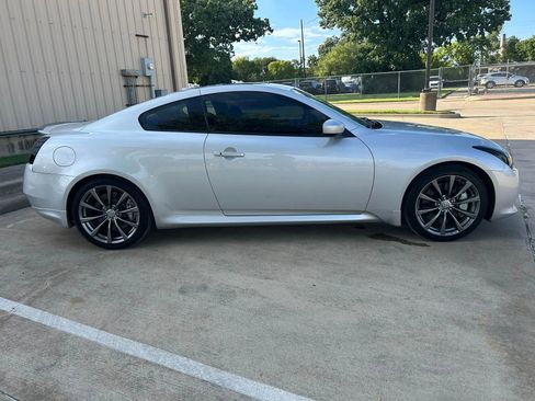 Used 2009 INFINITI G37 Sport w/ Premium Pkg RWD image 6