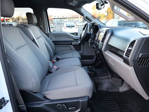 Used 2016 Ford F150 XLT w/ Equipment Group 302A Luxury image 16