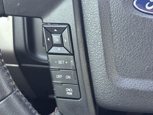 Used 2017 Ford Expedition King Ranch image 17