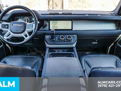 Used 2022 Land Rover Defender 110 S image 25