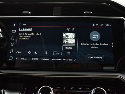 Used 2023 GMC Sierra 1500 AT4X image 33