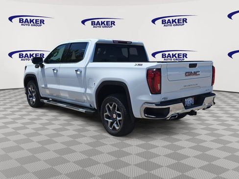 Used 2024 GMC Sierra 1500 SLT w/ SLT Premium Plus Package AWD/4WD image 7