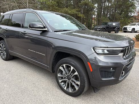 Used 2021 Jeep Grand Cherokee L Overland image 5