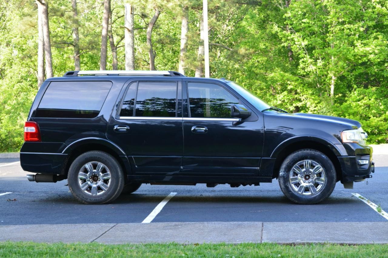Used 2015 Ford Expedition Limited w/ Equipment Group 301A AWD/4WD image 4