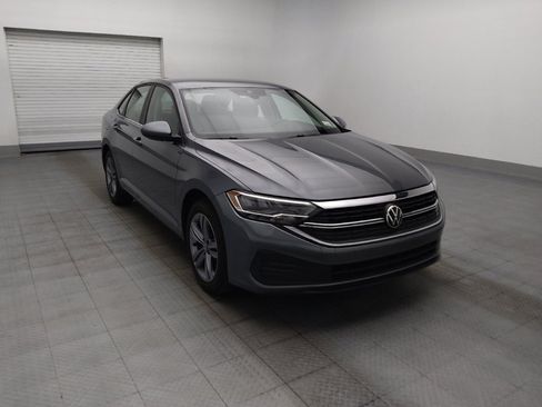 Used 2023 Volkswagen Jetta SE FWD image 14