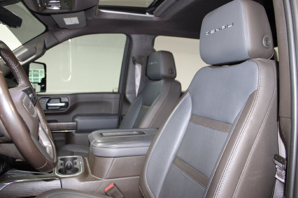 Used 2022 GMC Sierra 2500 Denali w/ Denali Ultimate Package AWD/4WD image 13