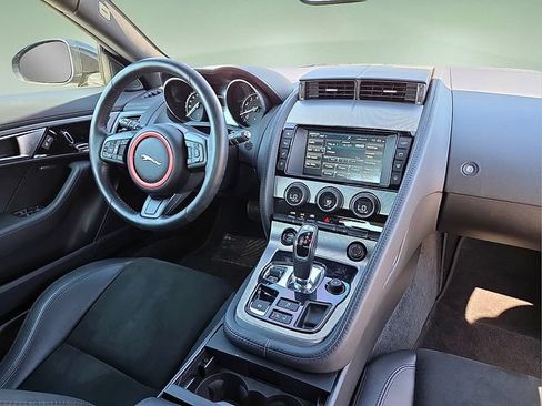 Used 2017 Jaguar F-TYPE Coupe RWD image 15