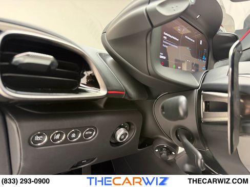 Used 2024 McLaren Artura image 50