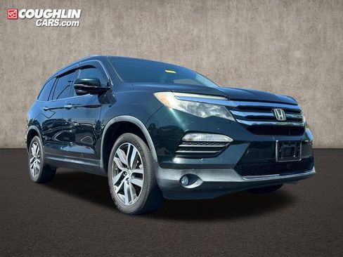 Used 2016 Honda Pilot Touring image 1