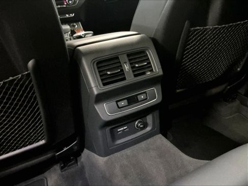 Used 2023 Audi Q5 2.0T Premium w/ Convenience Package image 35