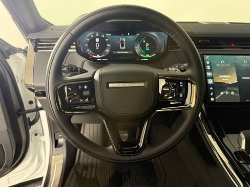 New 2025 Land Rover Range Rover Sport Dynamic SE AWD/4WD image 17