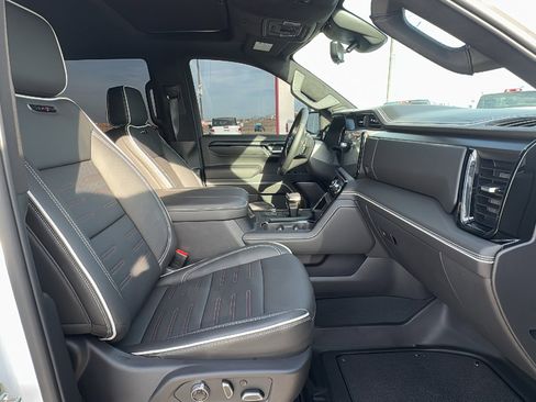 Used 2026 GMC Sierra 1500 AT4X image 27