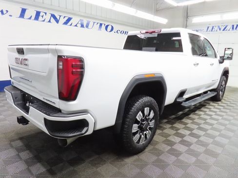 Used 2025 GMC Sierra 2500 Denali w/ Technology Package image 4