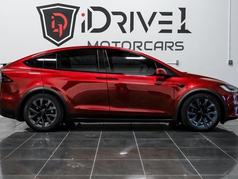 Used 2023 Tesla Model X image 10