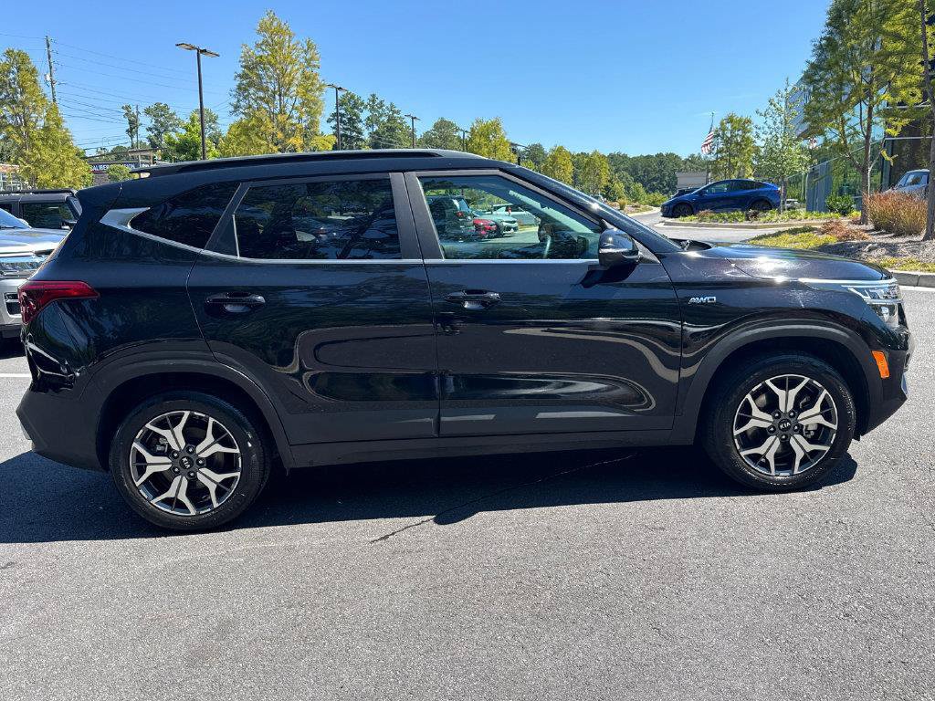 Used 2021 Kia Seltos EX AWD/4WD image 8