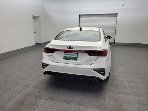 Used 2021 Kia Forte LXS FWD image 7