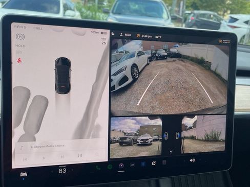 Used 2023 Tesla Model Y Long Range AWD/4WD image 5