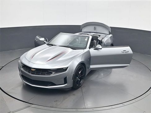 Used 2023 Chevrolet Camaro LT image 30