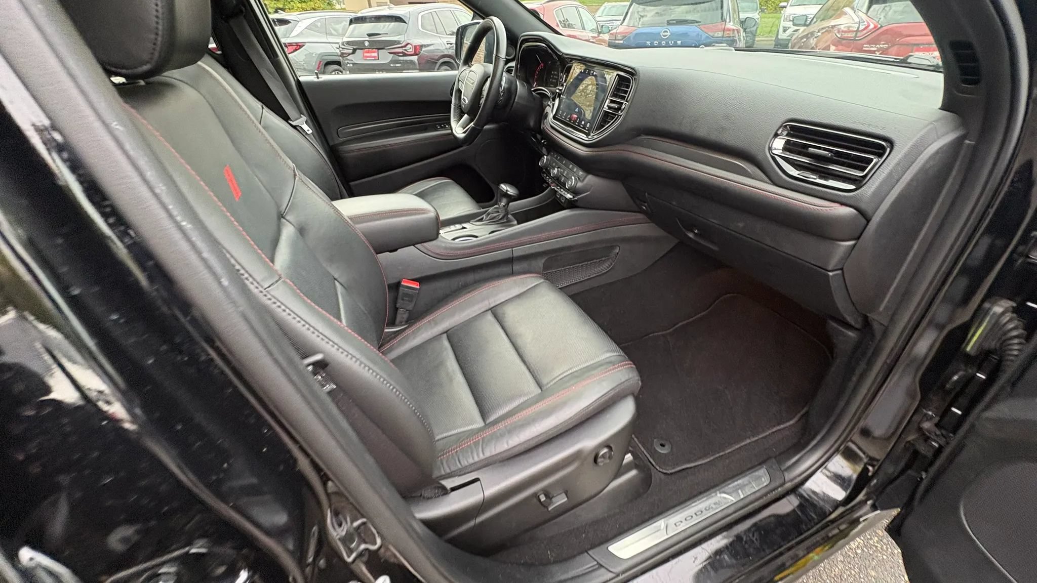 Used 2025 Dodge Durango GT AWD/4WD image 44