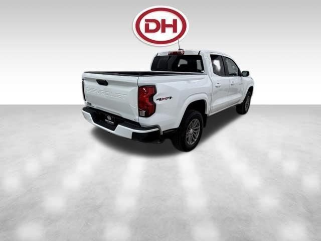 Used 2024 Chevrolet Colorado LT AWD/4WD image 10