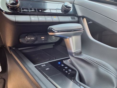 New 2025 Hyundai Elantra Sport FWD image 10