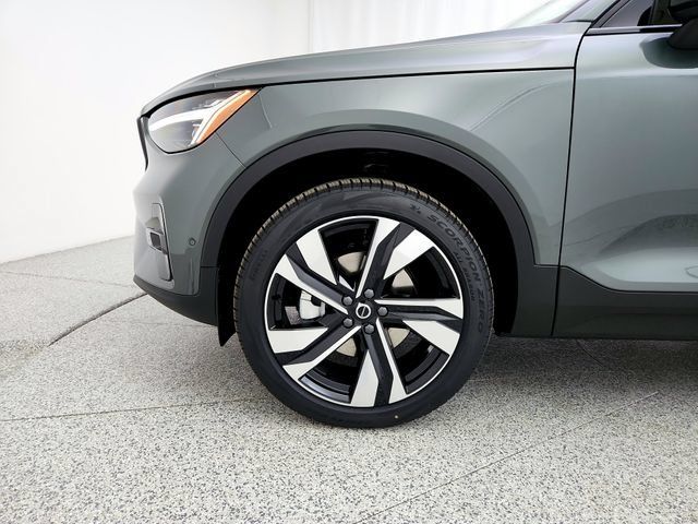 New 2026 Volvo XC40 B5 Ultra w/ Climate Package AWD/4WD image 25