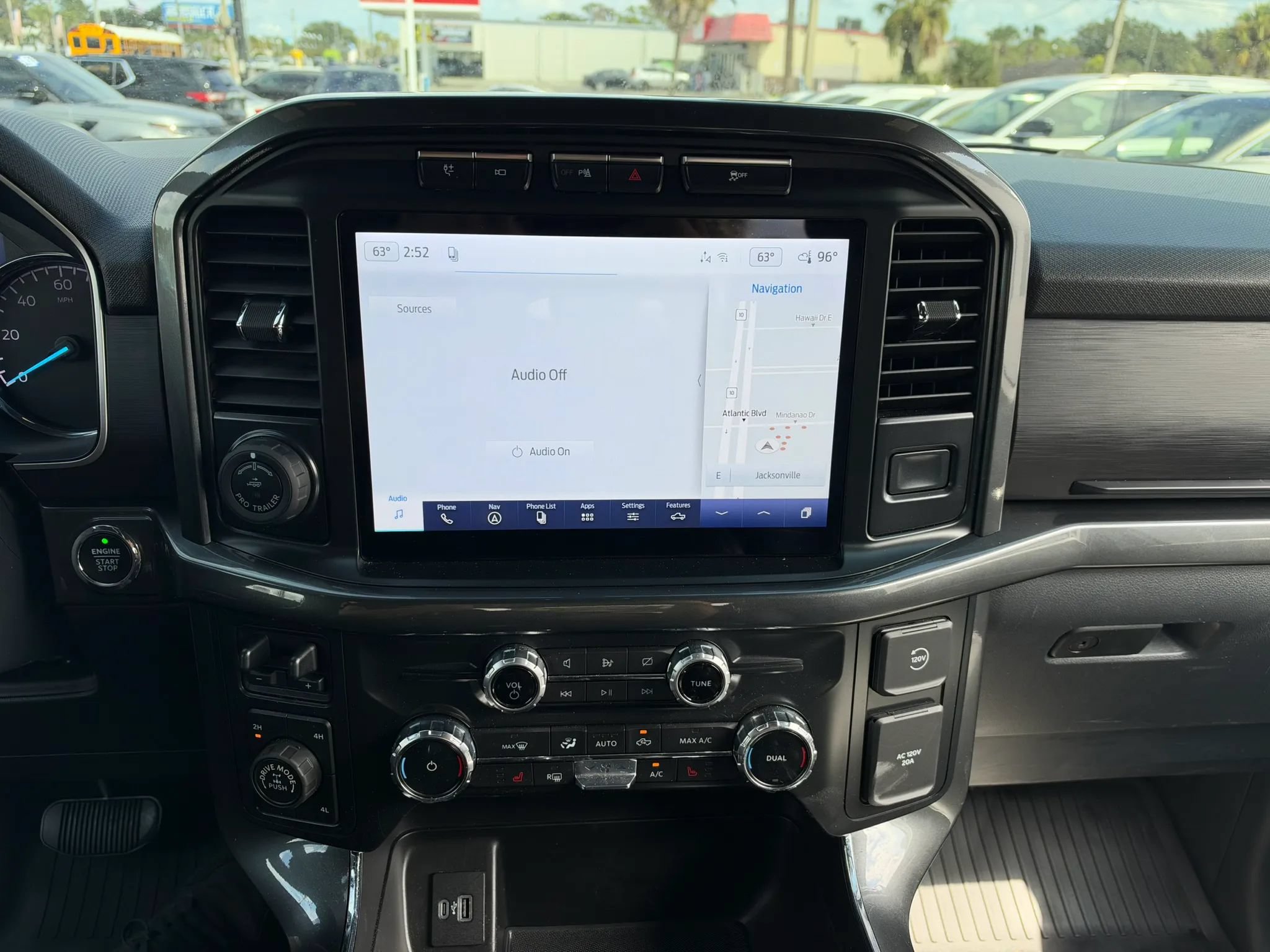 Used 2022 Ford F150 XLT w/ Equipment Group 302A High AWD/4WD image 12