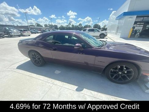 Used 2021 Dodge Challenger R/T w/ Blacktop Package RWD image 3