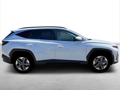 New 2026 Hyundai Tucson SEL AWD/4WD image 9