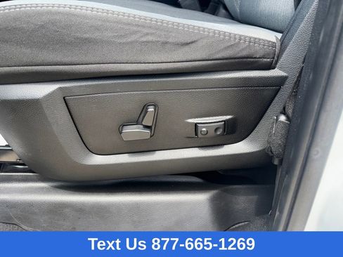 Used 2024 RAM 2500 Big Horn AWD/4WD image 21