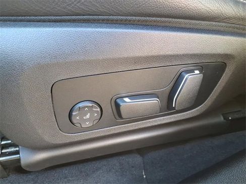 Used 2024 BMW X3 xDrive30i w/ Convenience Package image 13