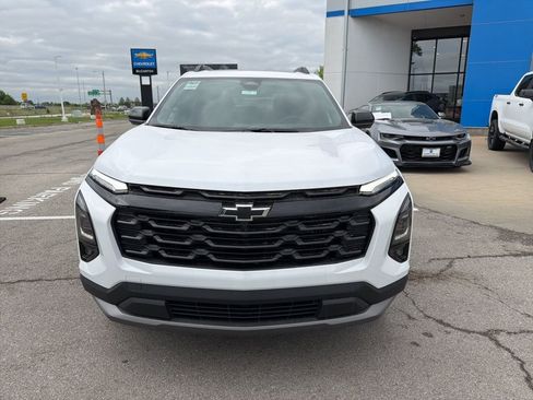 New 2026 Chevrolet Equinox LT AWD/4WD image 8