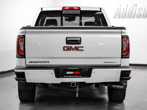 Used 2018 GMC Sierra 1500 Denali w/ Denali Ultimate Package AWD/4WD image 9